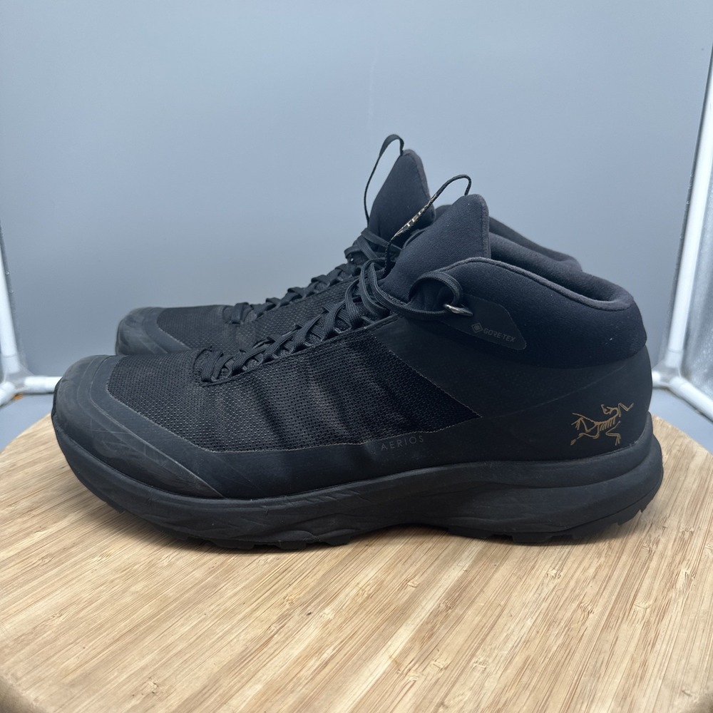 ARC'TERYX Aerios FL Mid GTX Men's 13 Goretex - Hiking Shoes boots Black